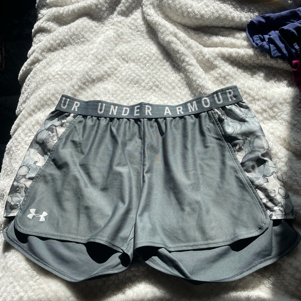 Grey women’s large  Under Armour shorts